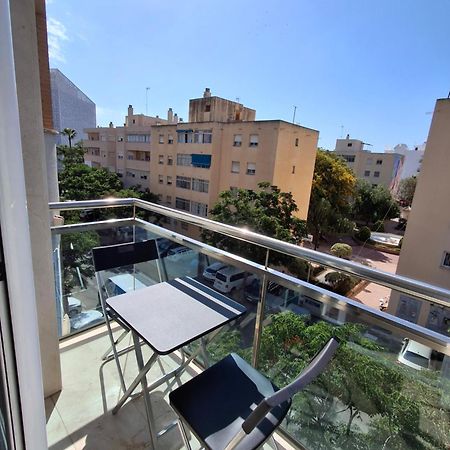 Room City Estepona Estudio Mar Bagian luar foto