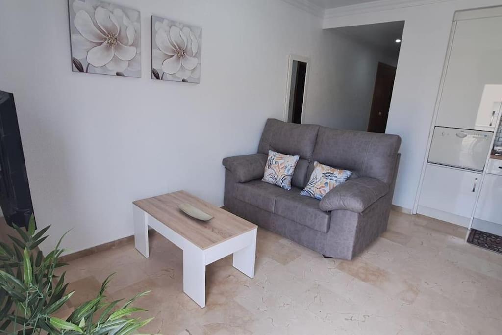 Room City Estepona Estudio Mar Bagian luar foto
